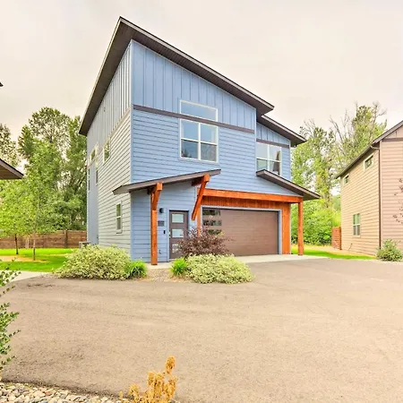 Colorful Bozeman Getaway In Prime Location! Villa